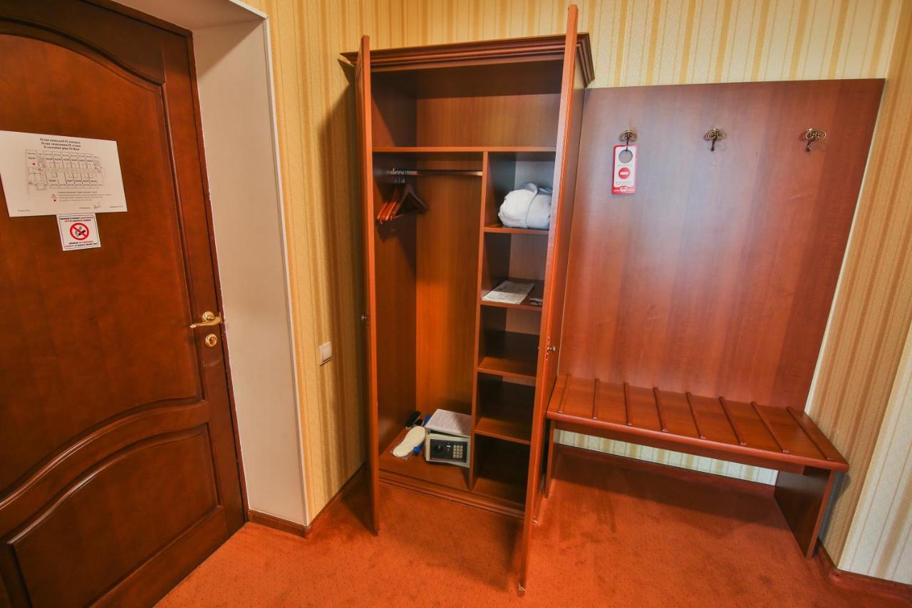 Ukraina Hotel Tjerkasy Eksteriør billede