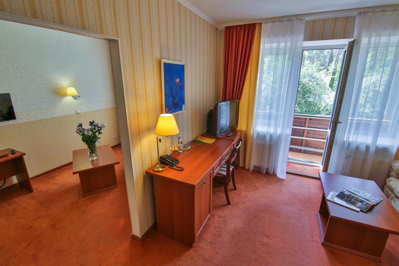 Ukraina Hotel Tjerkasy Eksteriør billede